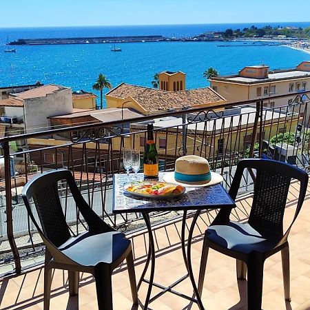 A Casa Dei Nonni Apartamento Giardini Naxos Exterior foto