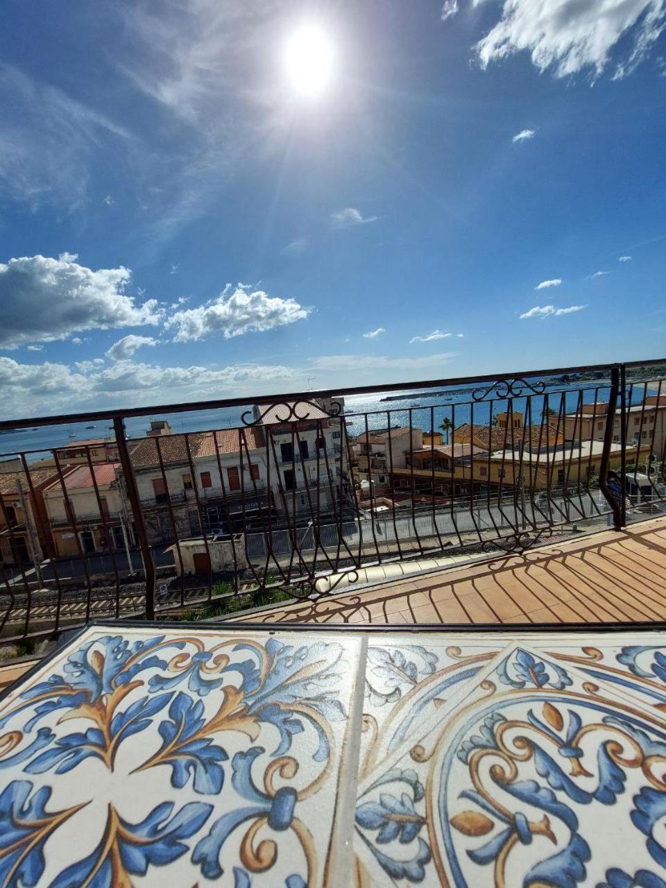 A Casa Dei Nonni Apartamento Giardini Naxos Exterior foto