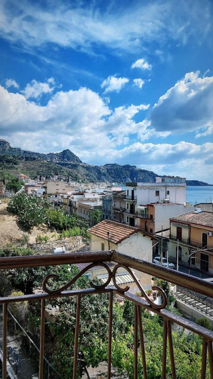 A Casa Dei Nonni Apartamento Giardini Naxos Exterior foto