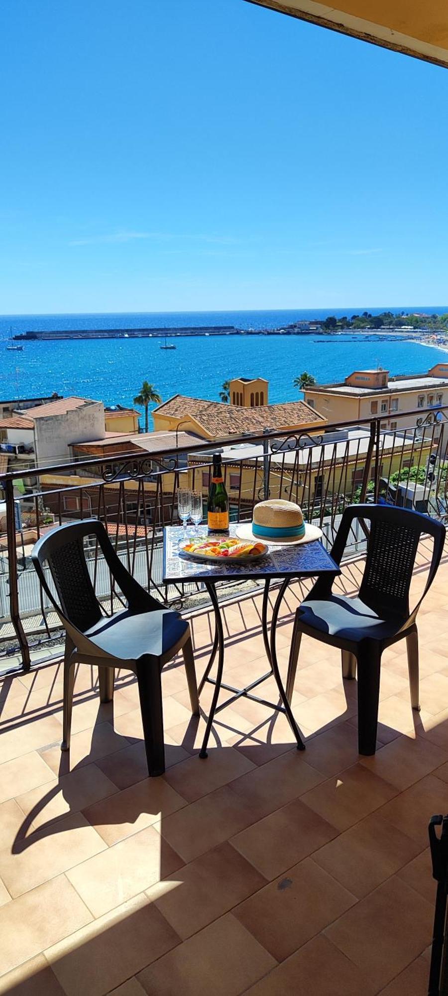A Casa Dei Nonni Apartamento Giardini Naxos Exterior foto
